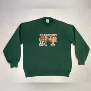 VINTAGE New York Embroidered Crewneck Sweatshirt Women Large Green USA 90s